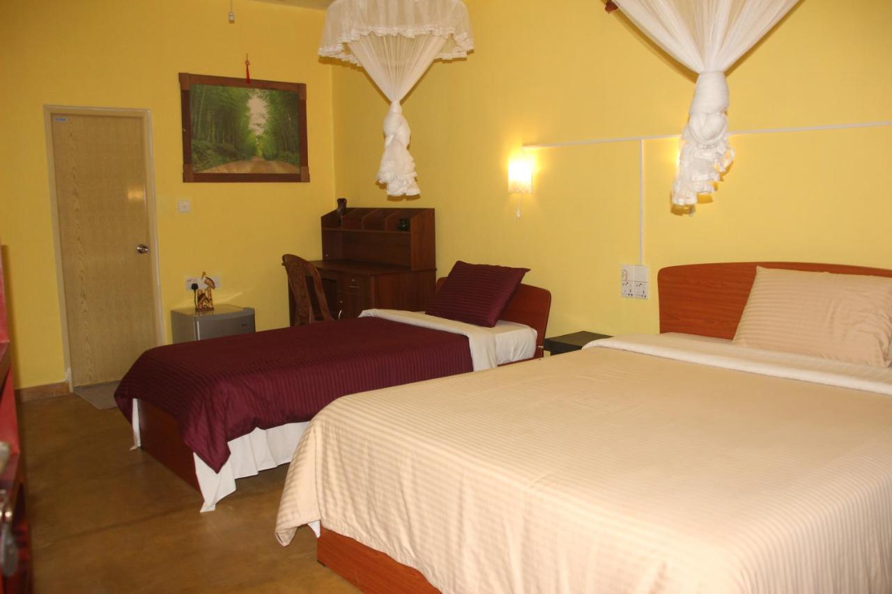 Welcome Inn Елла Екстер'єр фото